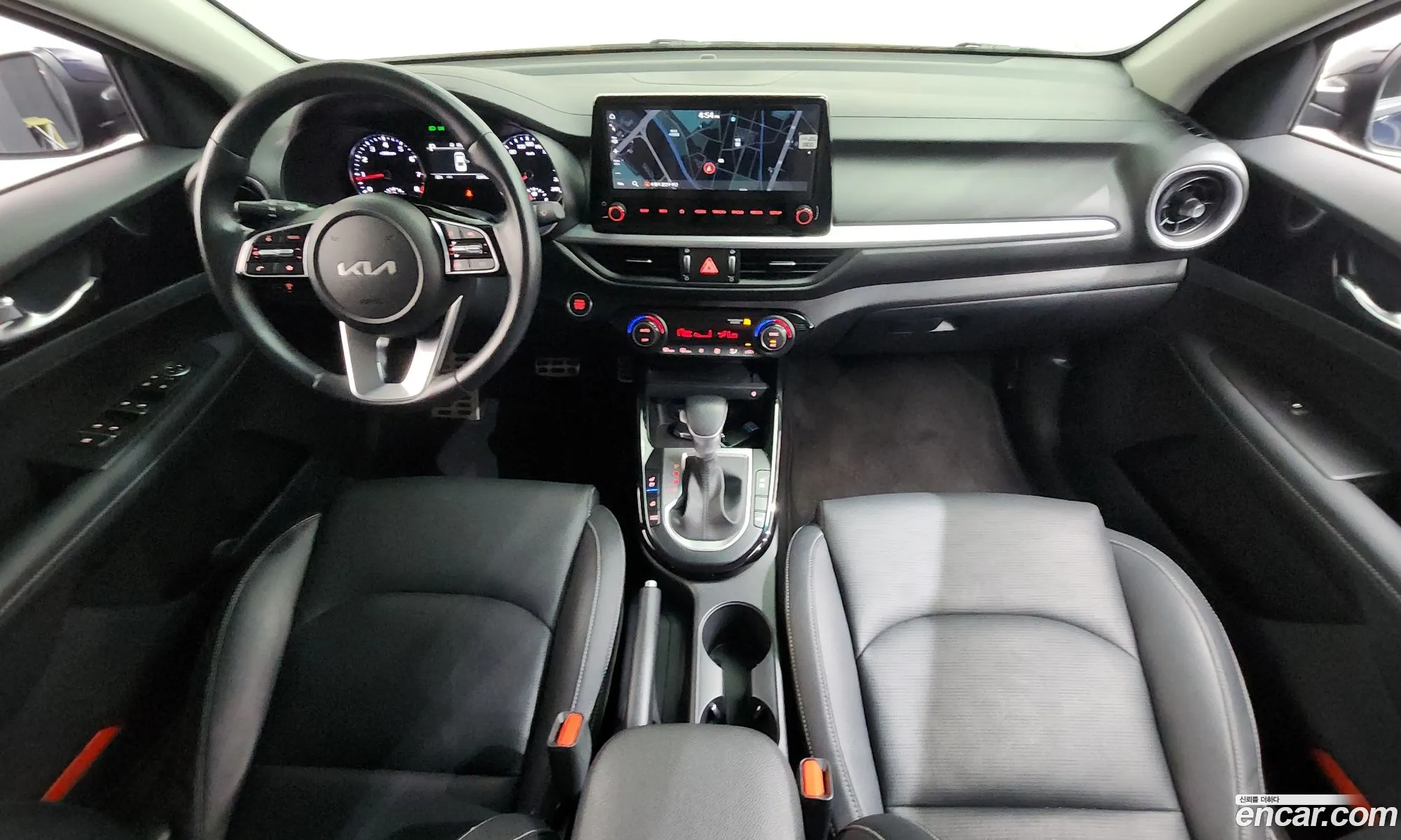 Kia K3 2023 — 3