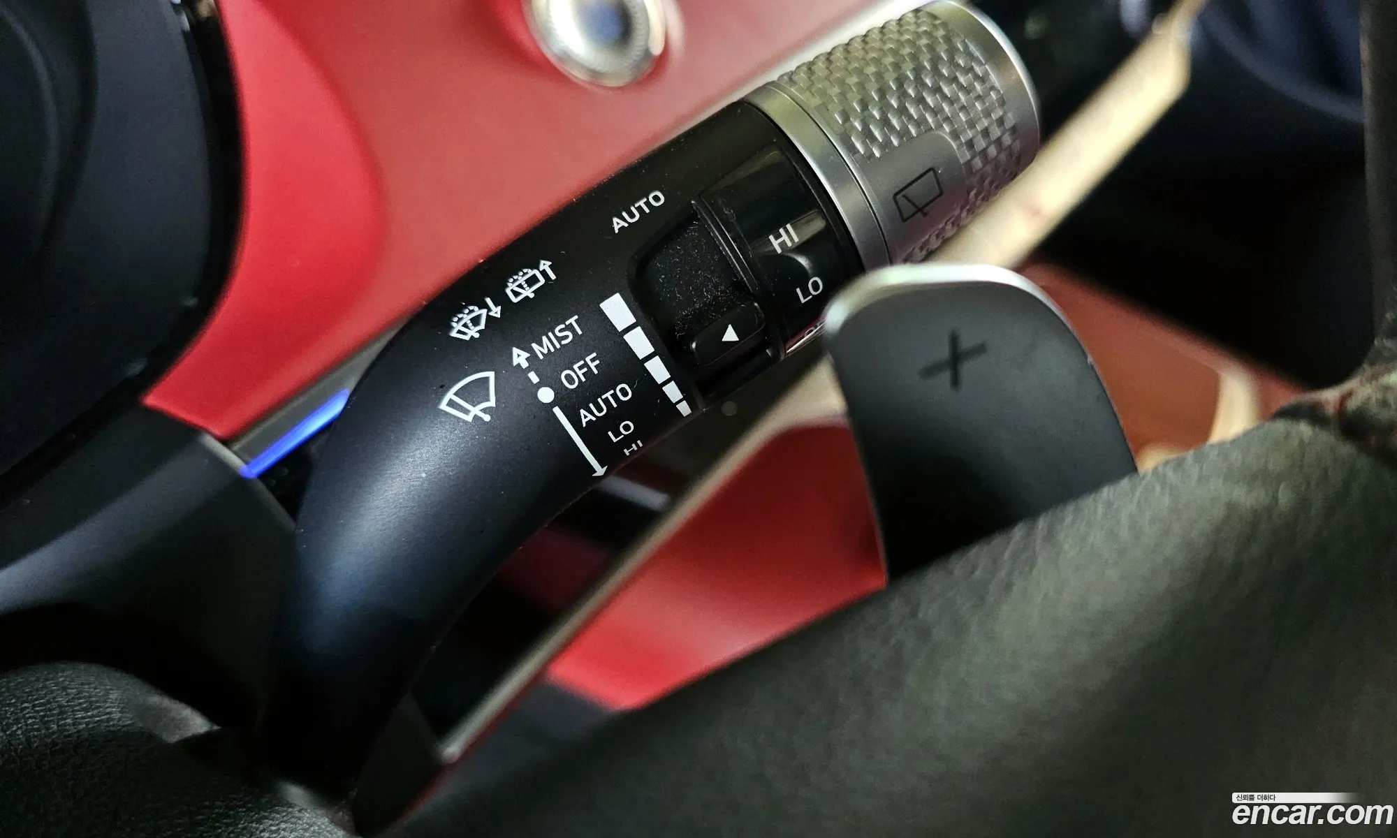 Genesis GV70 2021 — 12