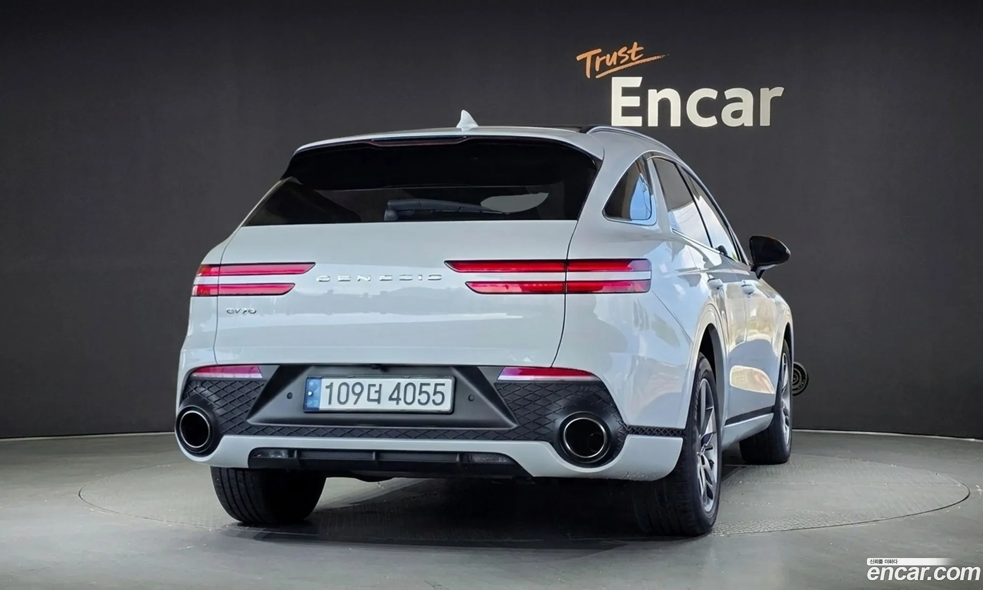 Genesis GV70 2021 — 11