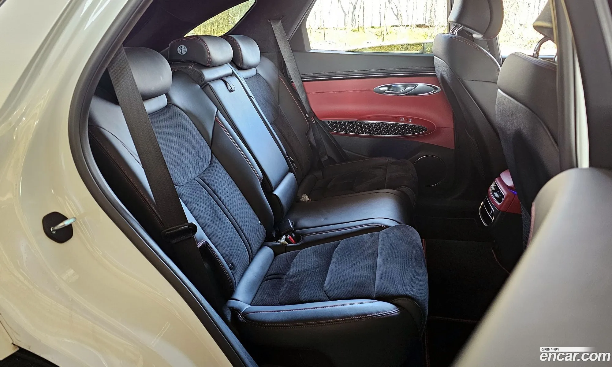 Genesis GV70 2021 — 16