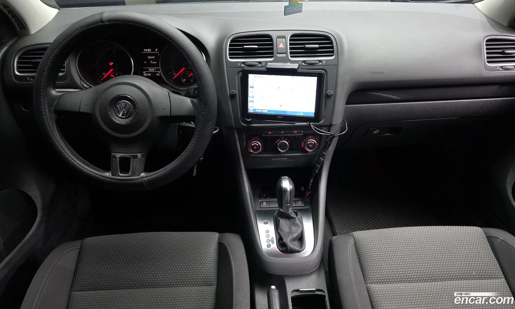 Volkswagen Golf 6th Gen 2011 — 17