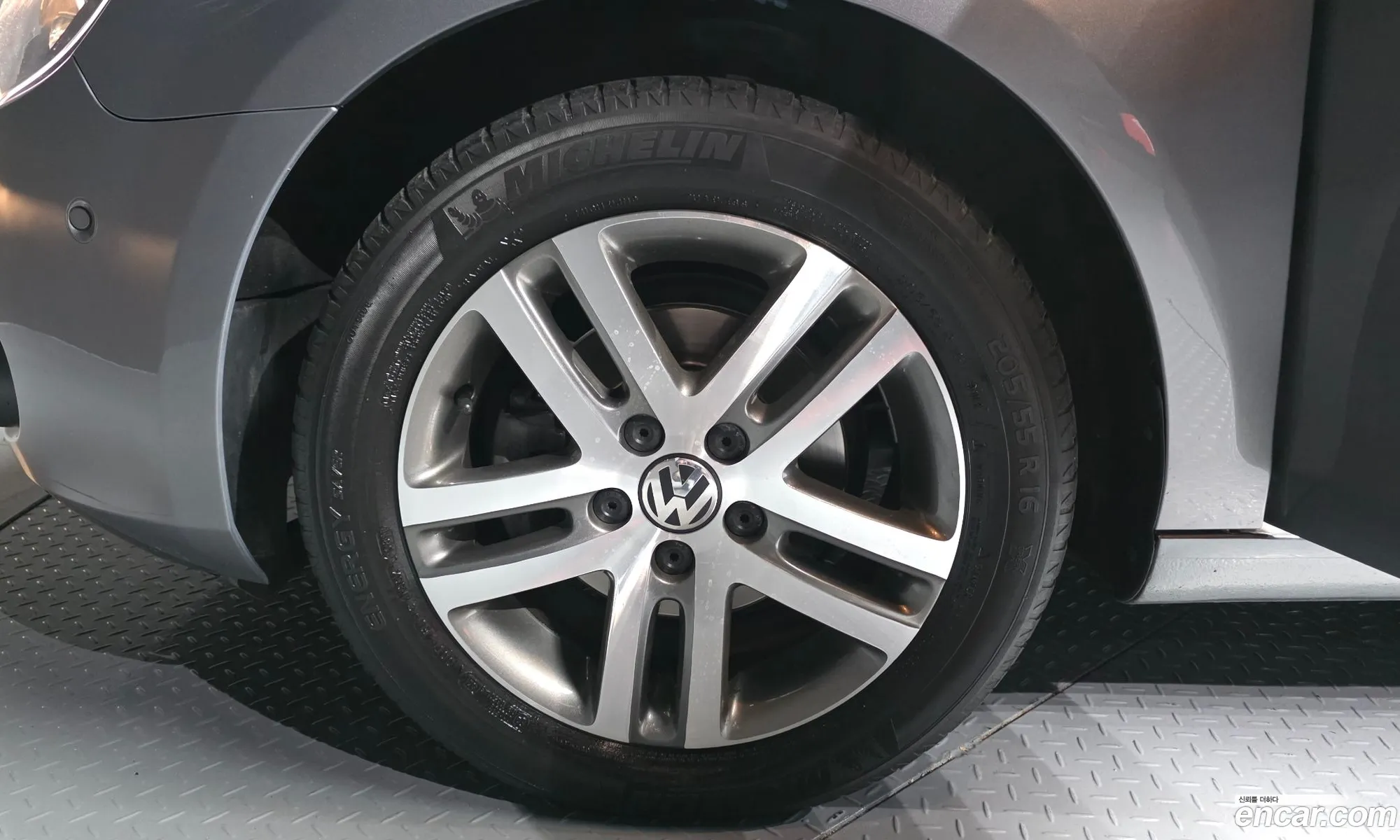 Volkswagen Golf 6th Gen 2011 — 10