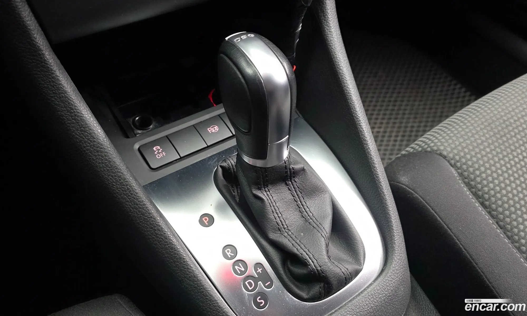 Volkswagen Golf 6th Gen 2011 — 14