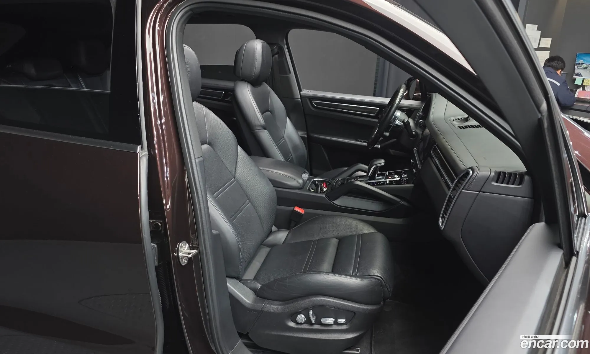 Porsche Cayenne 2021 — 19
