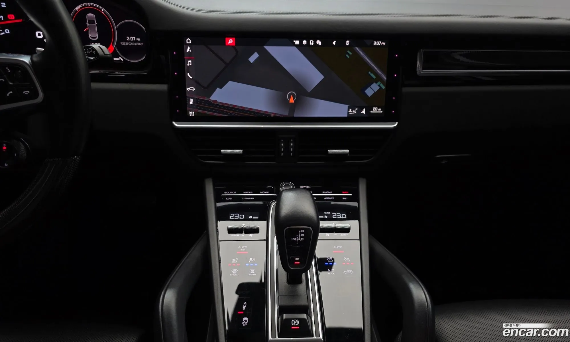 Porsche Cayenne 2021 — 11