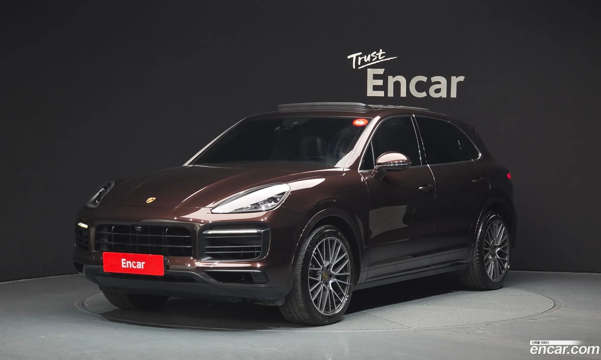 Porsche Cayenne 2021 — 12