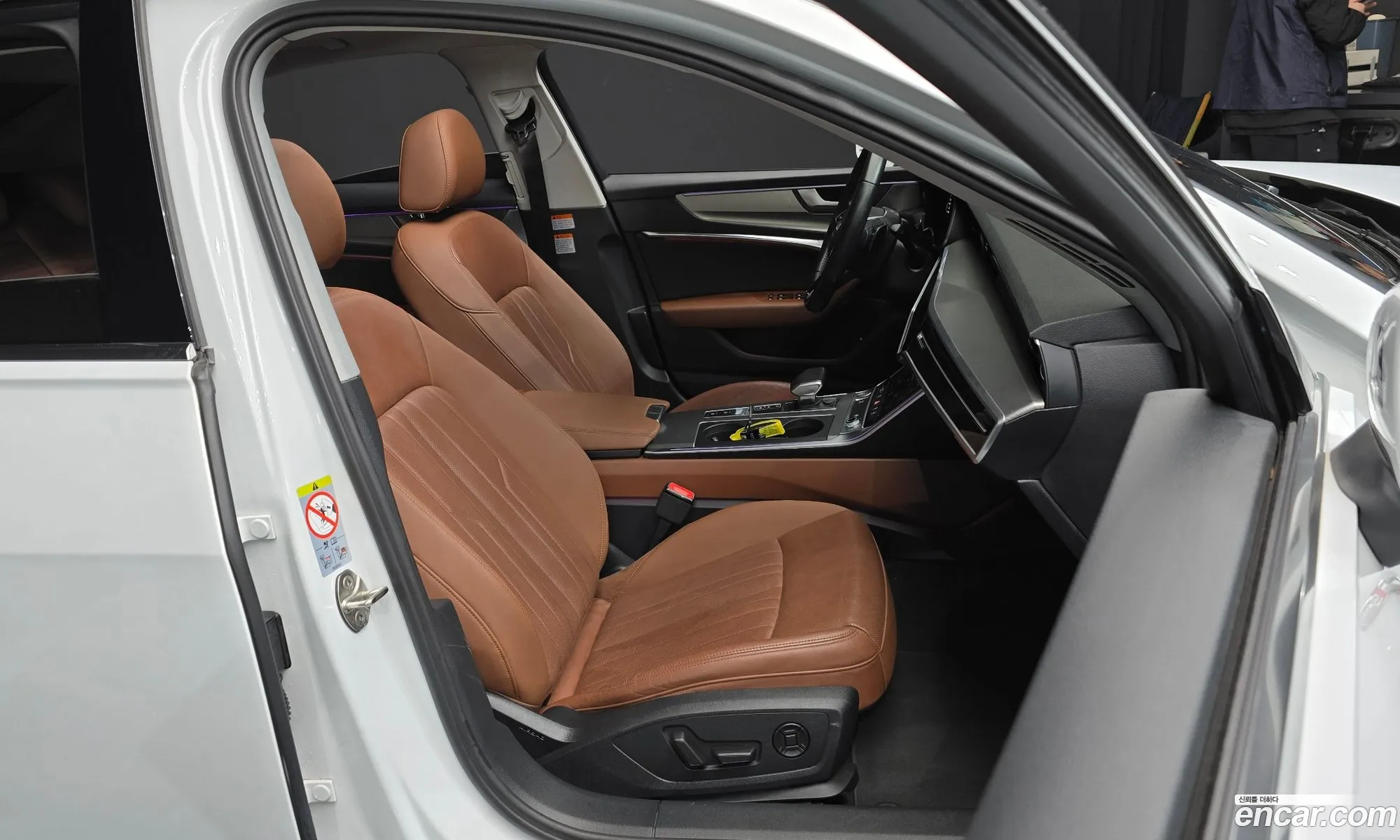 Audi A6 2020 WAUZZZF2XLN074038 — 3