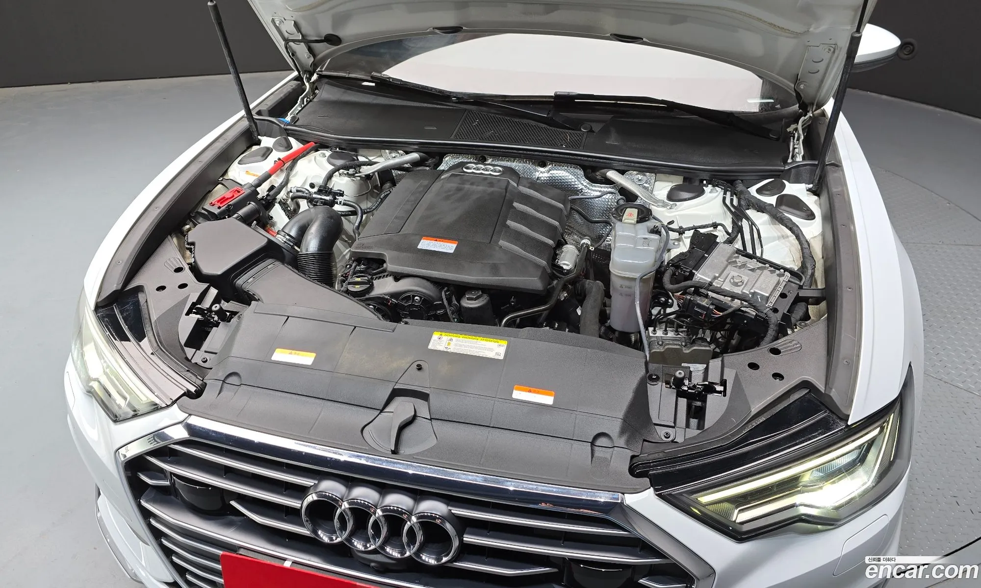 Audi A6 2020 WAUZZZF2XLN074038 — 2