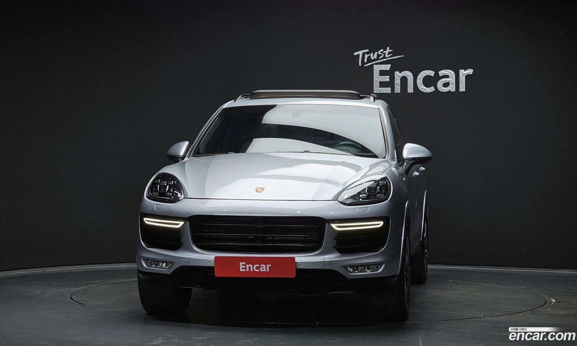 Porsche Cayenne 2017 WP1AA2A21HKA85507 — 2