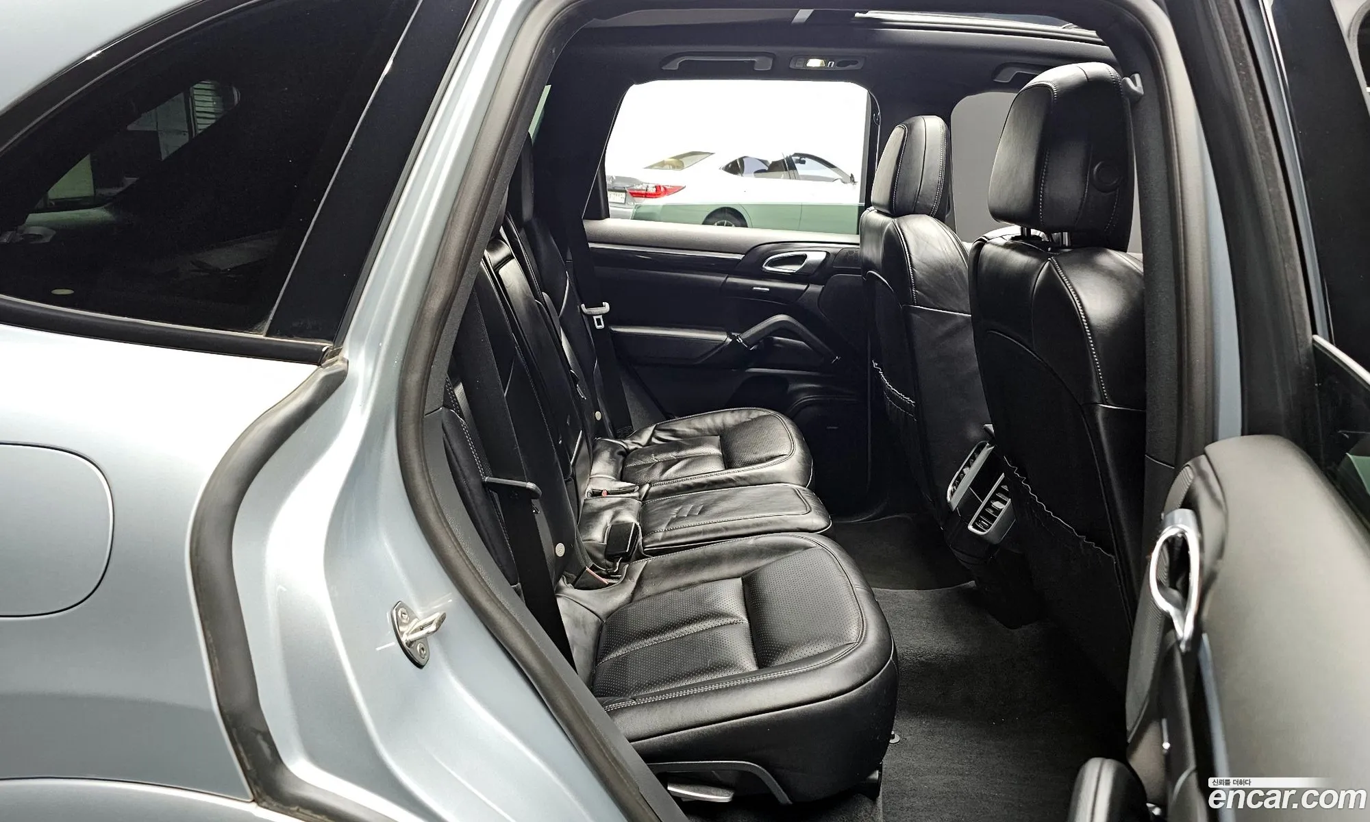 Porsche Cayenne 2017 WP1AA2A21HKA85507 — 18