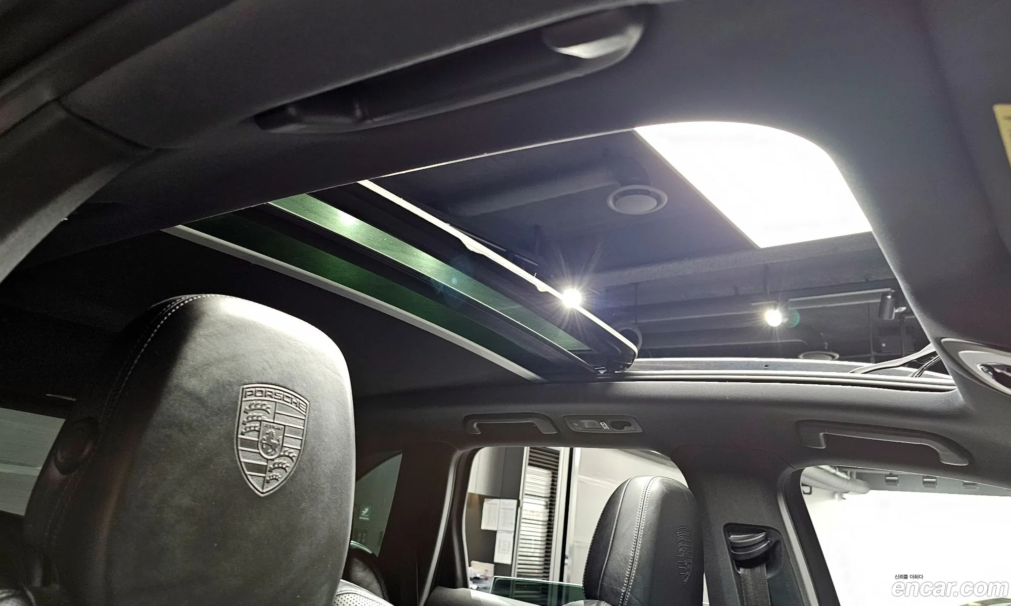 Porsche Cayenne 2017 WP1AA2A21HKA85507 — 4