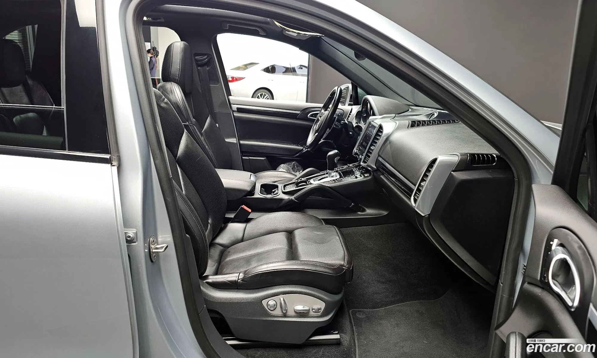 Porsche Cayenne 2017 WP1AA2A21HKA85507 — 15