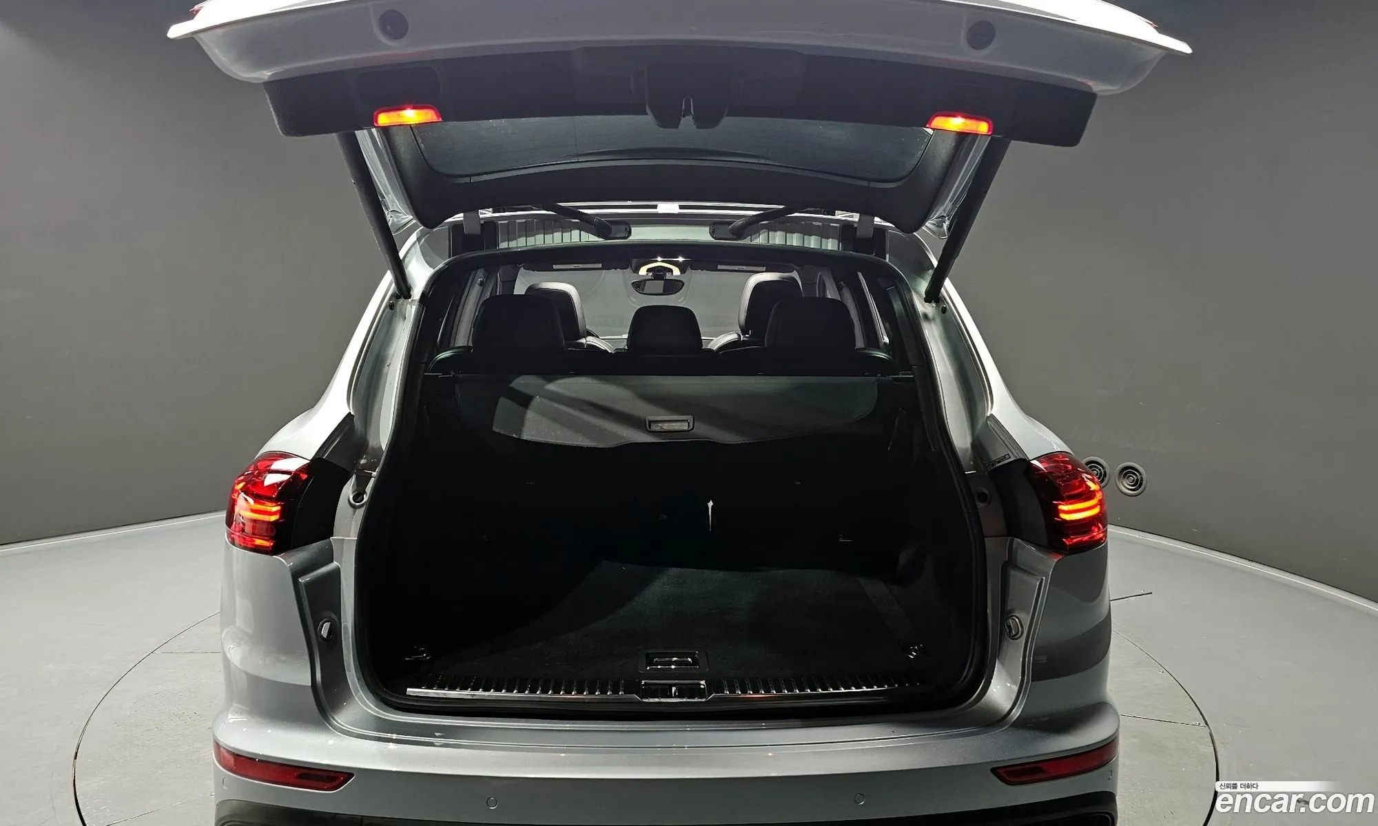 Porsche Cayenne 2017 WP1AA2A21HKA85507 — 10