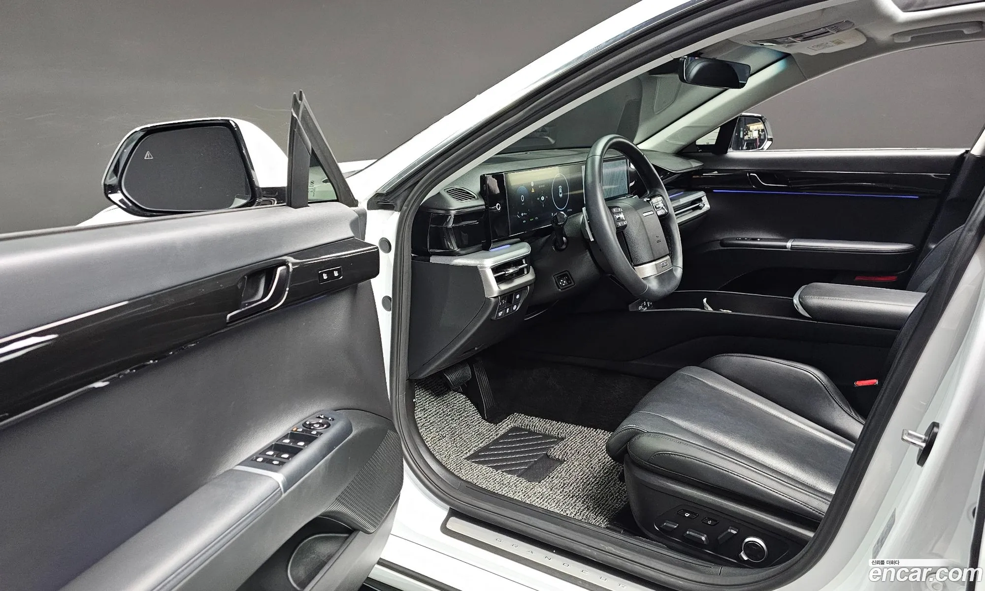 Hyundai Grandeur Hybrid 2023 — 4