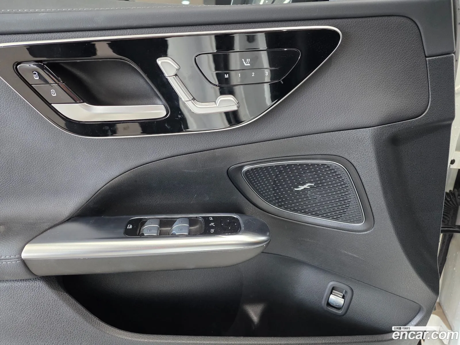 Mercedes-Benz C-Class W206 2023 — 5