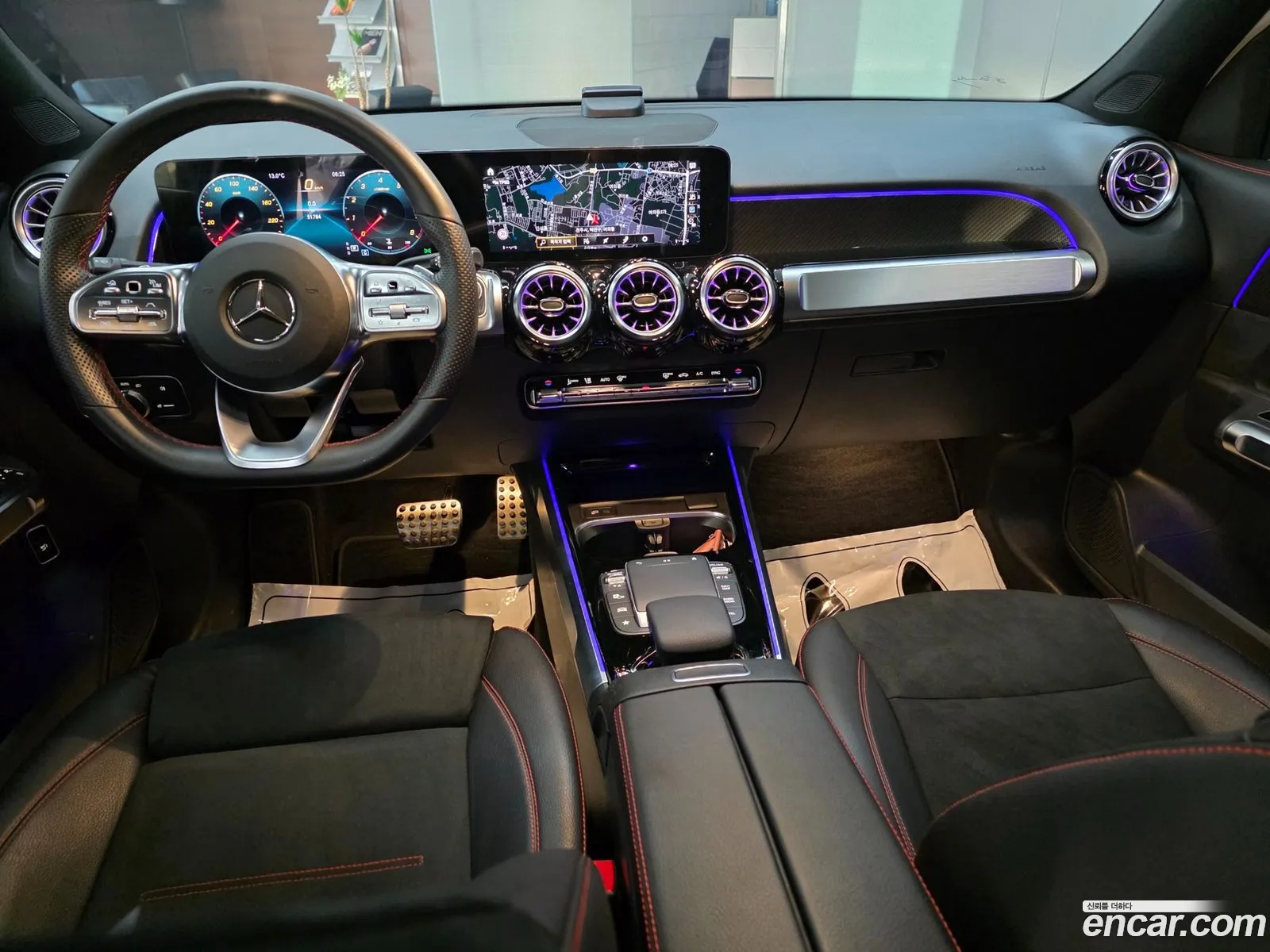 Mercedes-Benz GLB-Class X247 2022 — 12