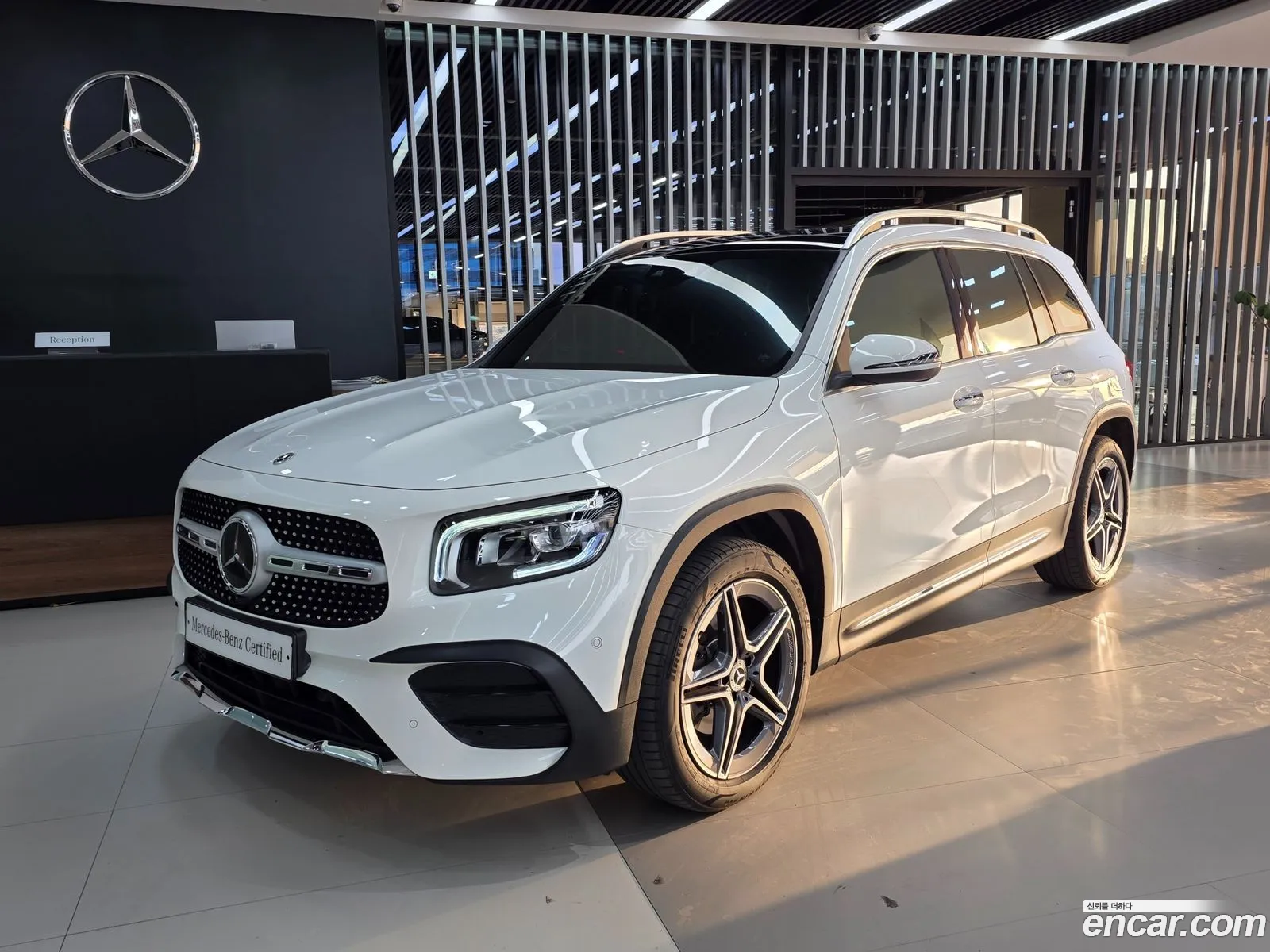 Mercedes-Benz GLB-Class X247 2022 — 16