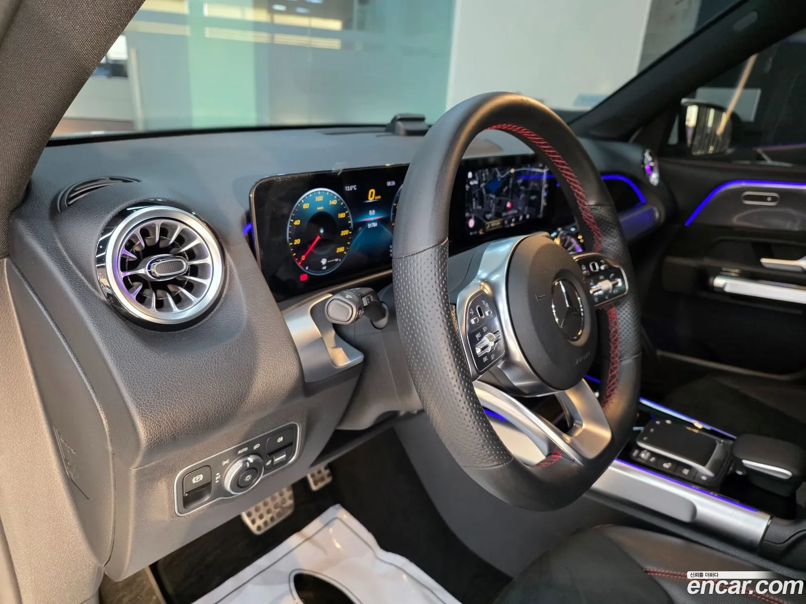 Mercedes-Benz GLB-Class X247 2022 — 17