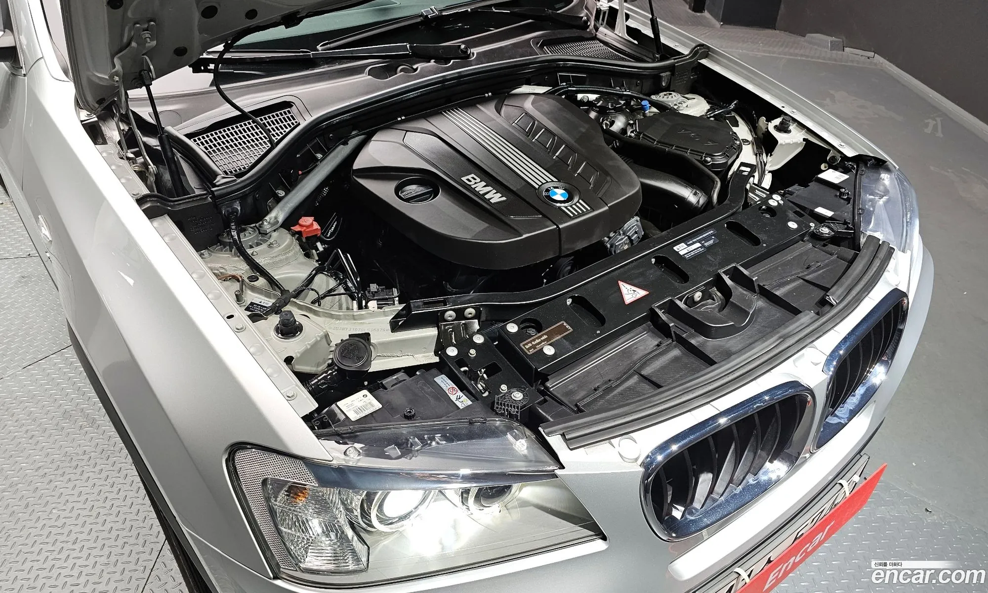 BMW X3 2011 — 12