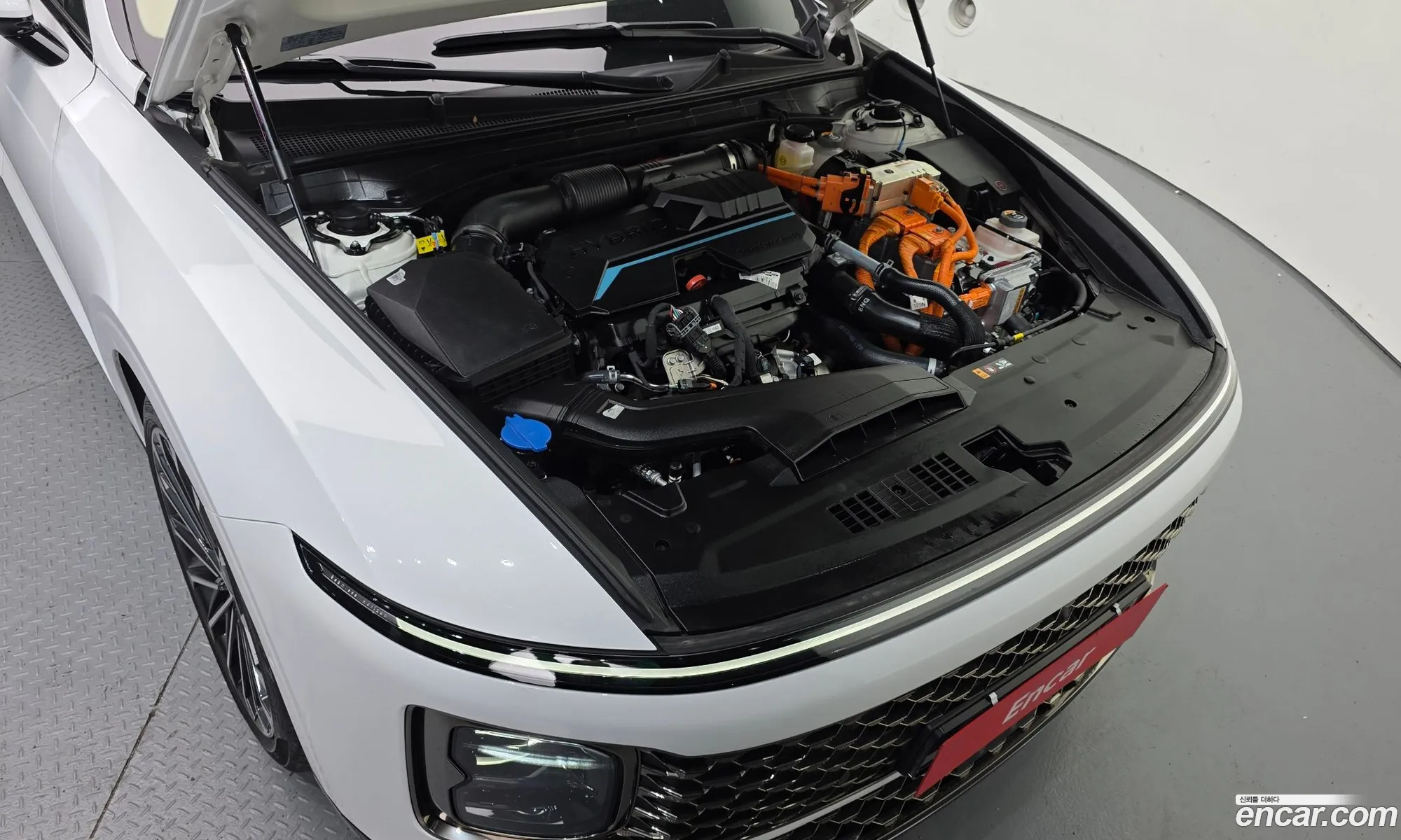 Hyundai Grandeur Hybrid 2024 — 16