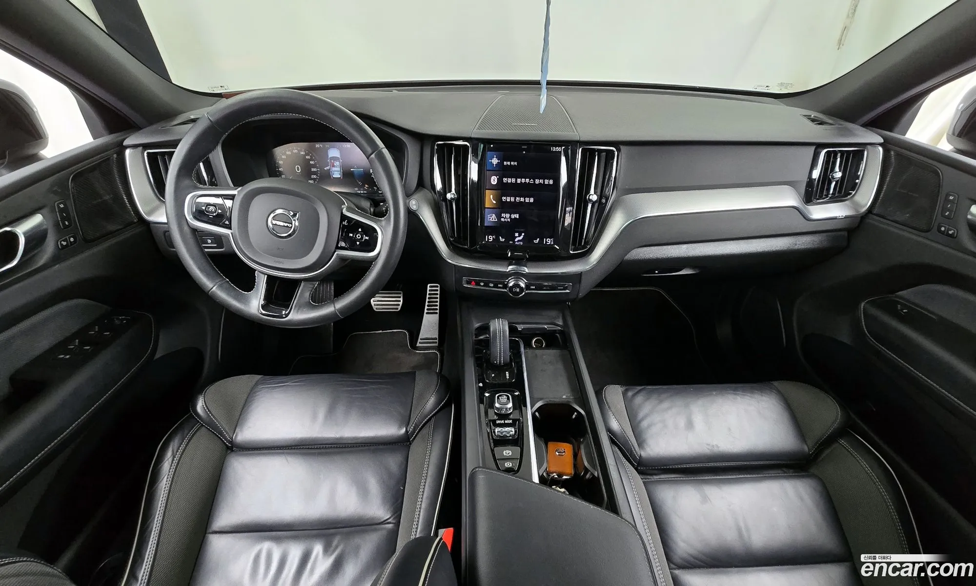 Volvo XC60 2020 — 5