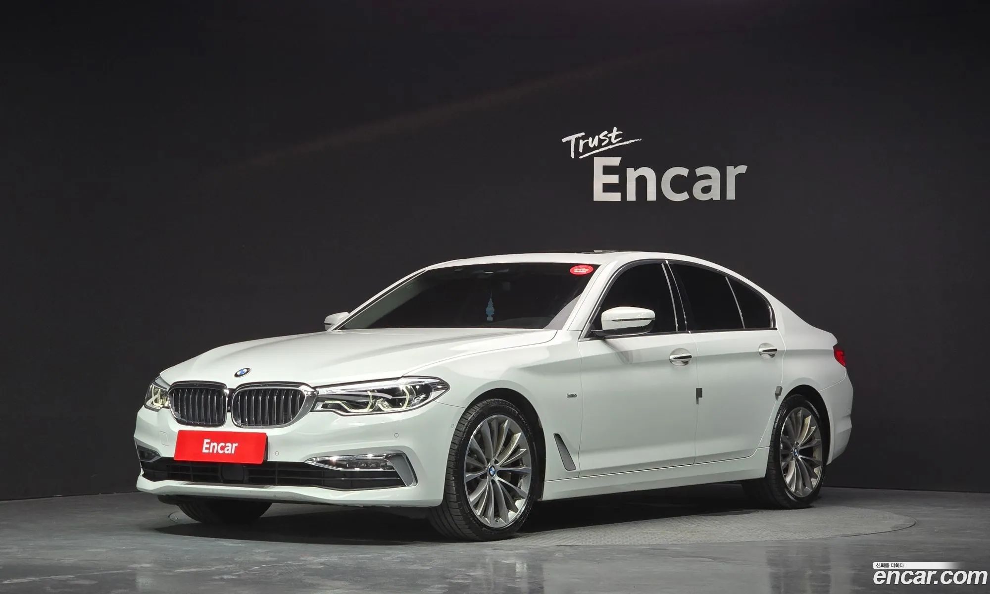 BMW 5 Series 2018 — 19