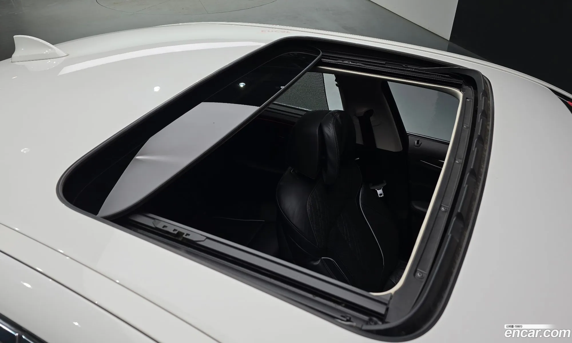 BMW 5 Series 2018 — 20