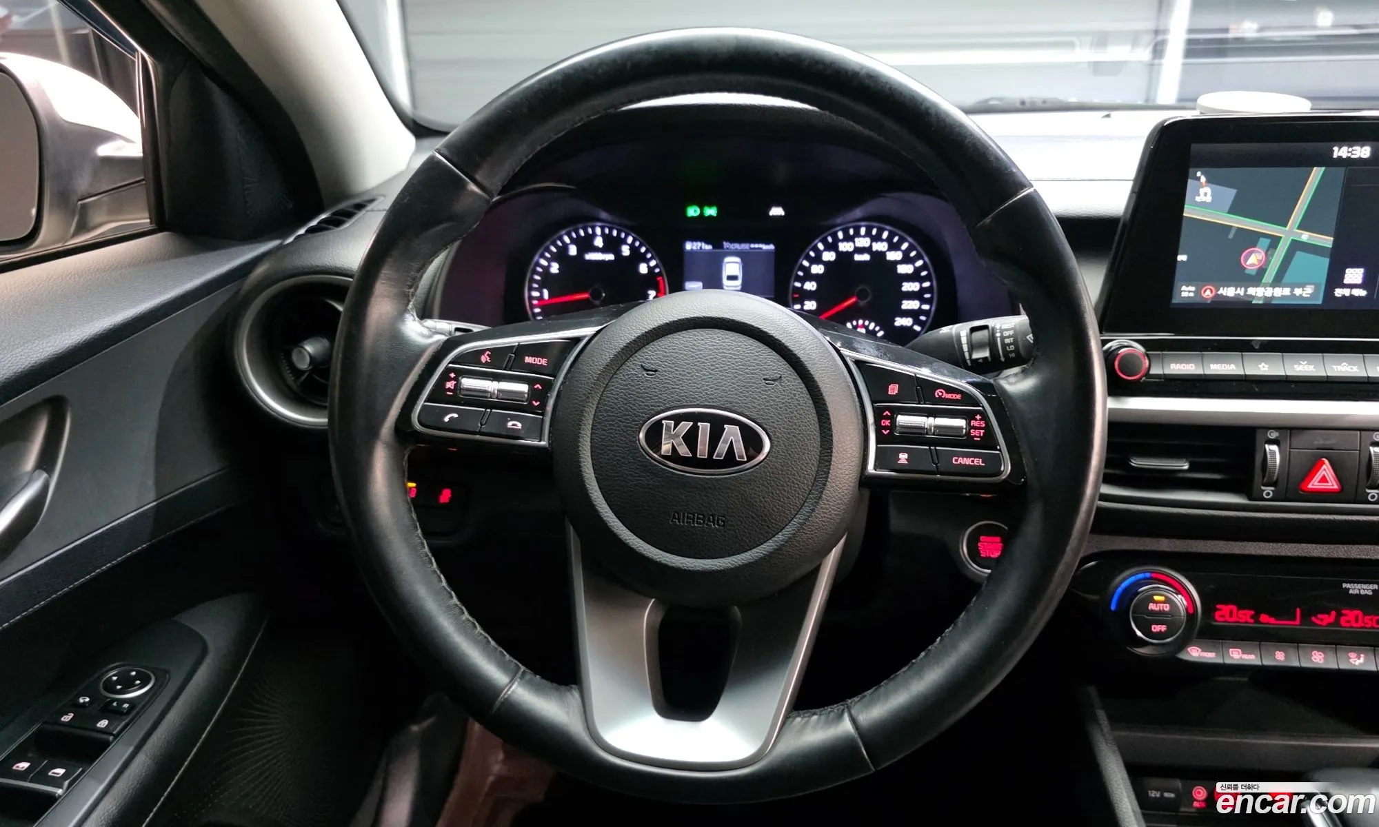 Kia K3 2019 — 17