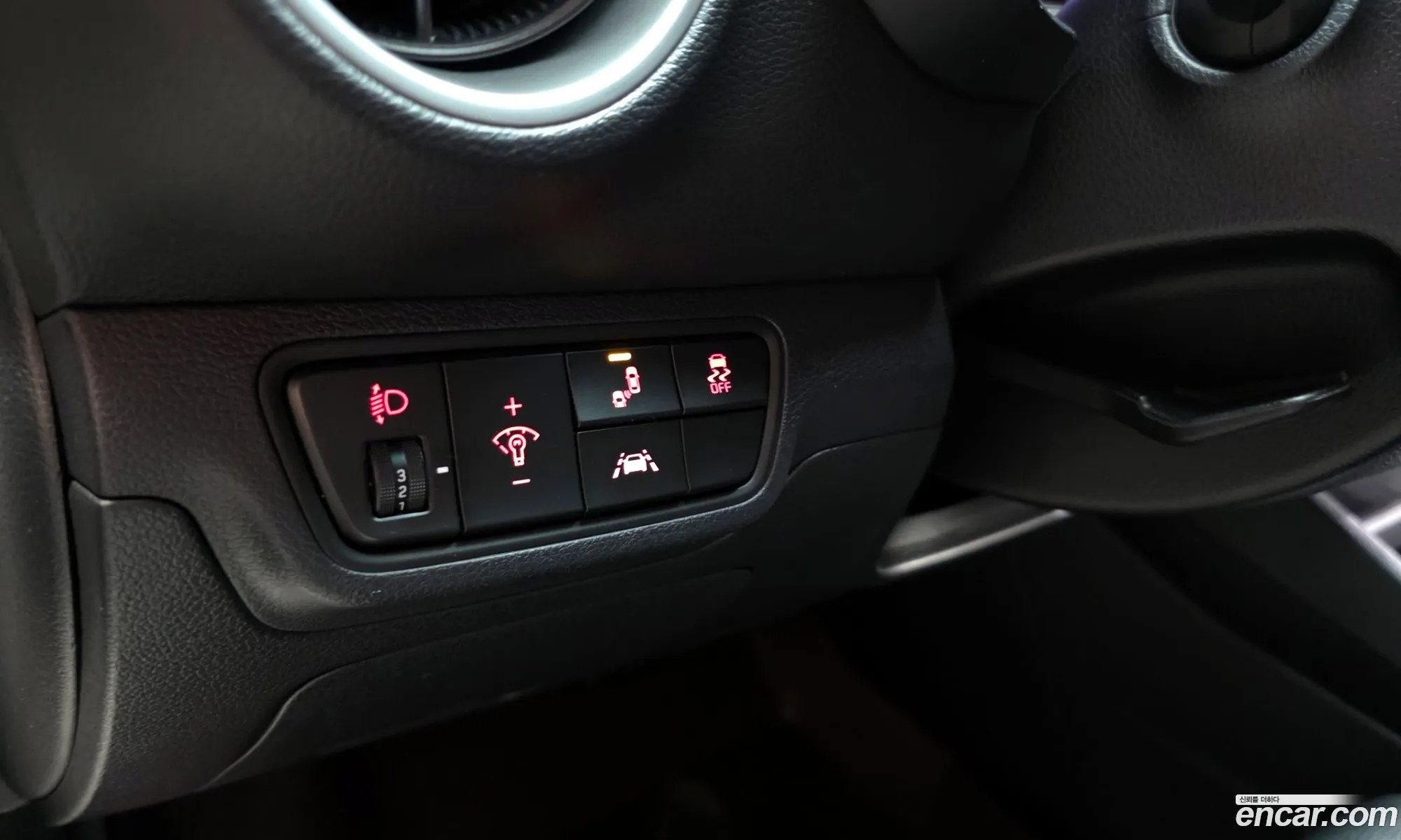 Kia K3 2019 — 18