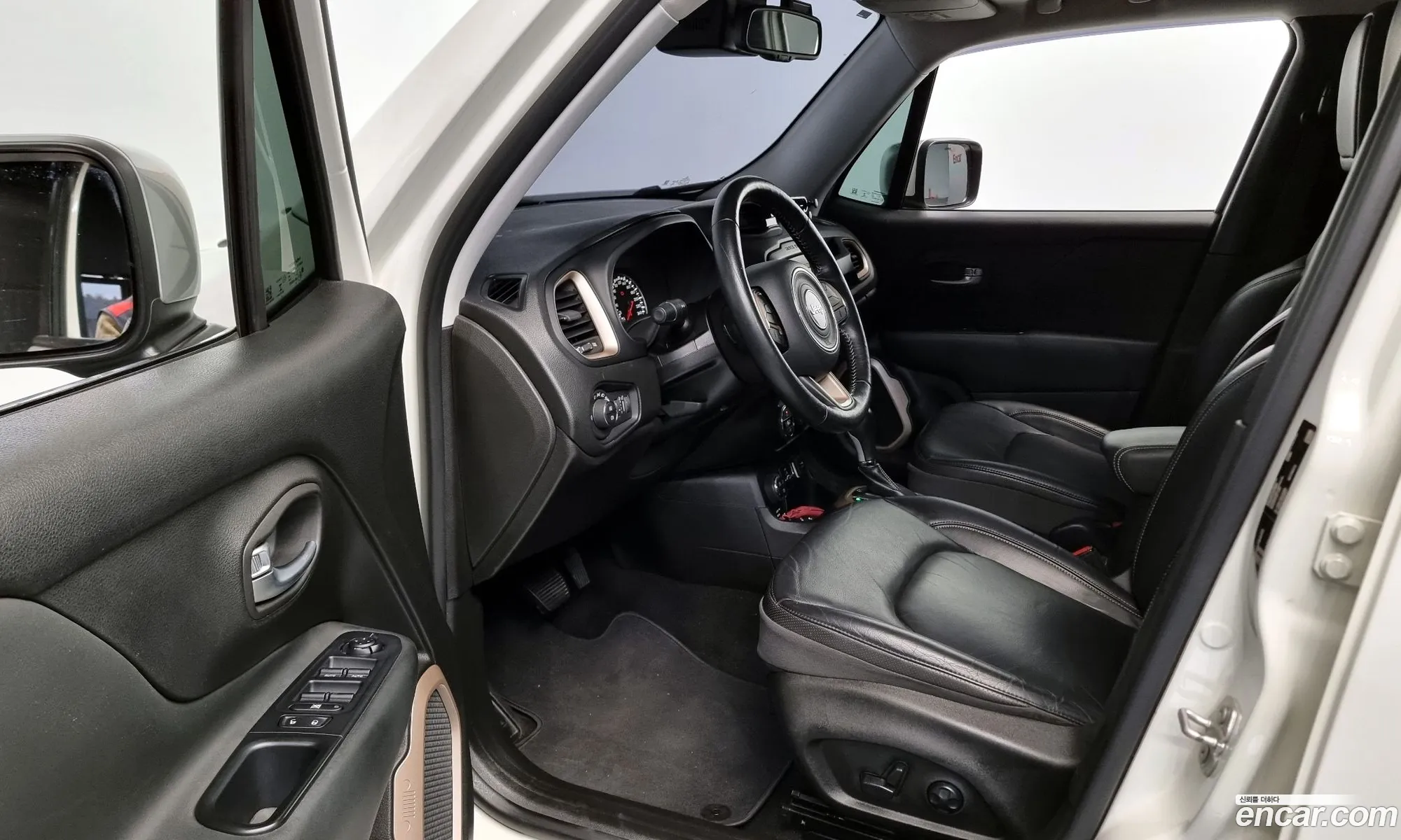 Jeep Renegade 2017 — 14