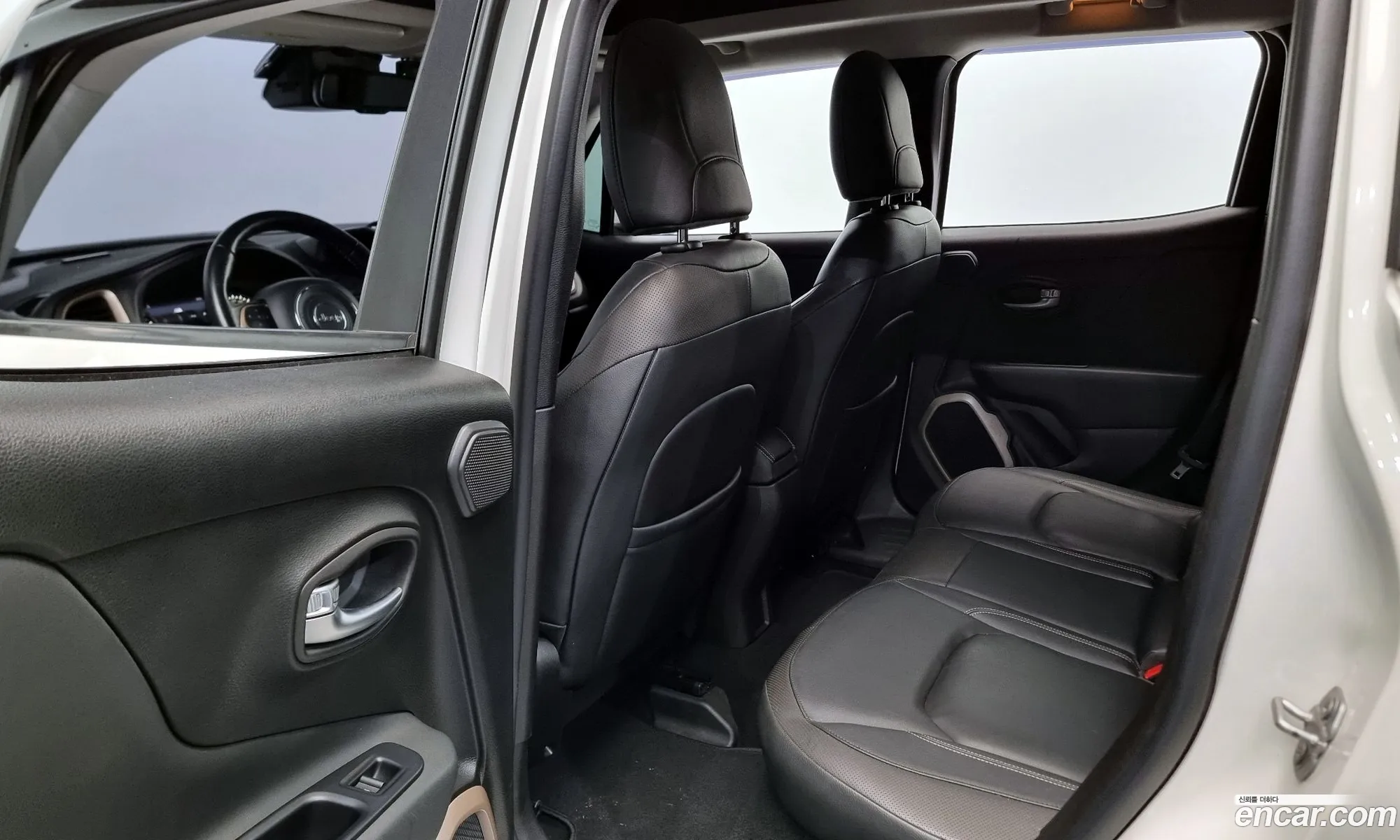 Jeep Renegade 2017 — 12