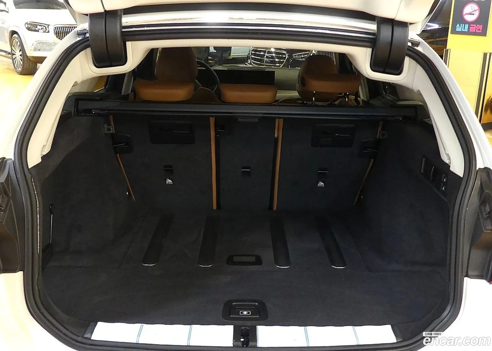 BMW 3 Series 2025 — 8