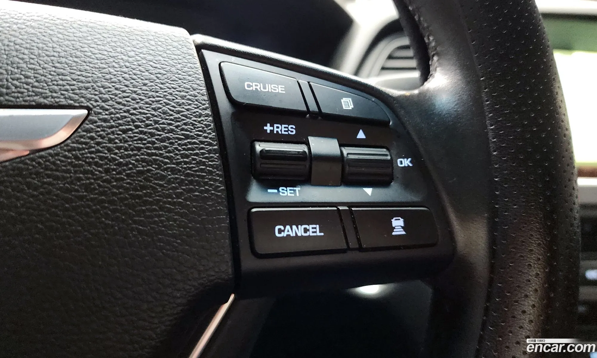 Hyundai Genesis DH 2014 — 12