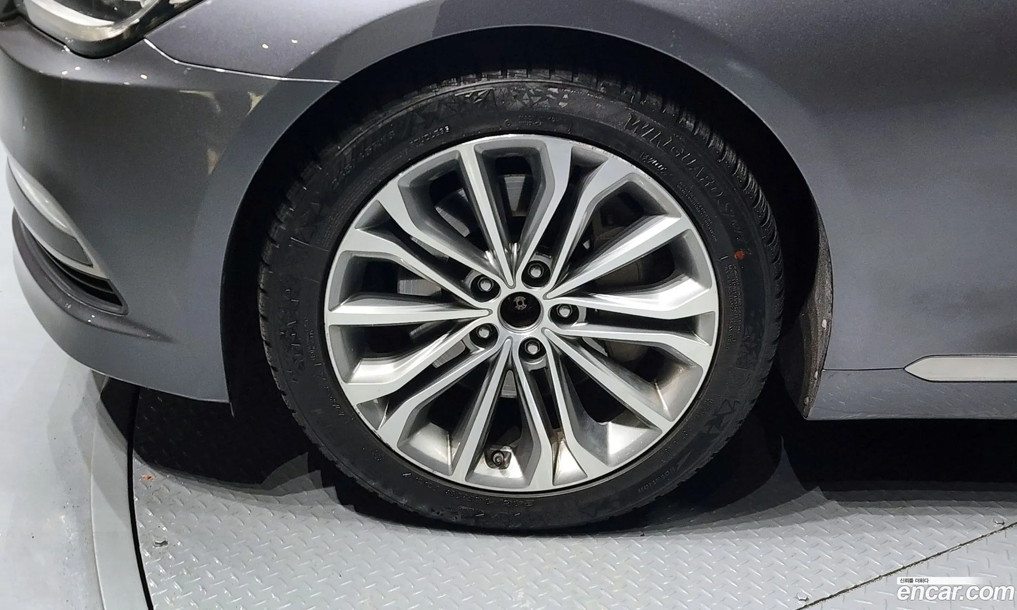 Hyundai Genesis DH 2014 — 20