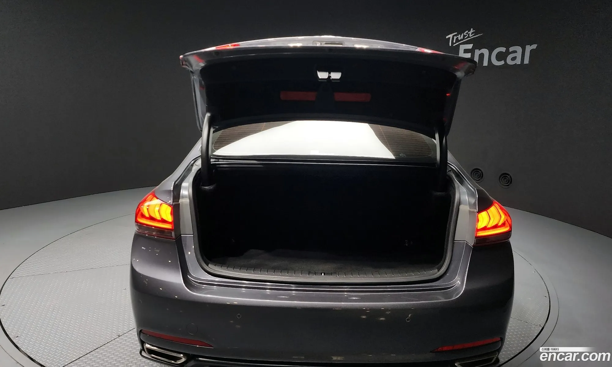 Hyundai Genesis DH 2014 — 8