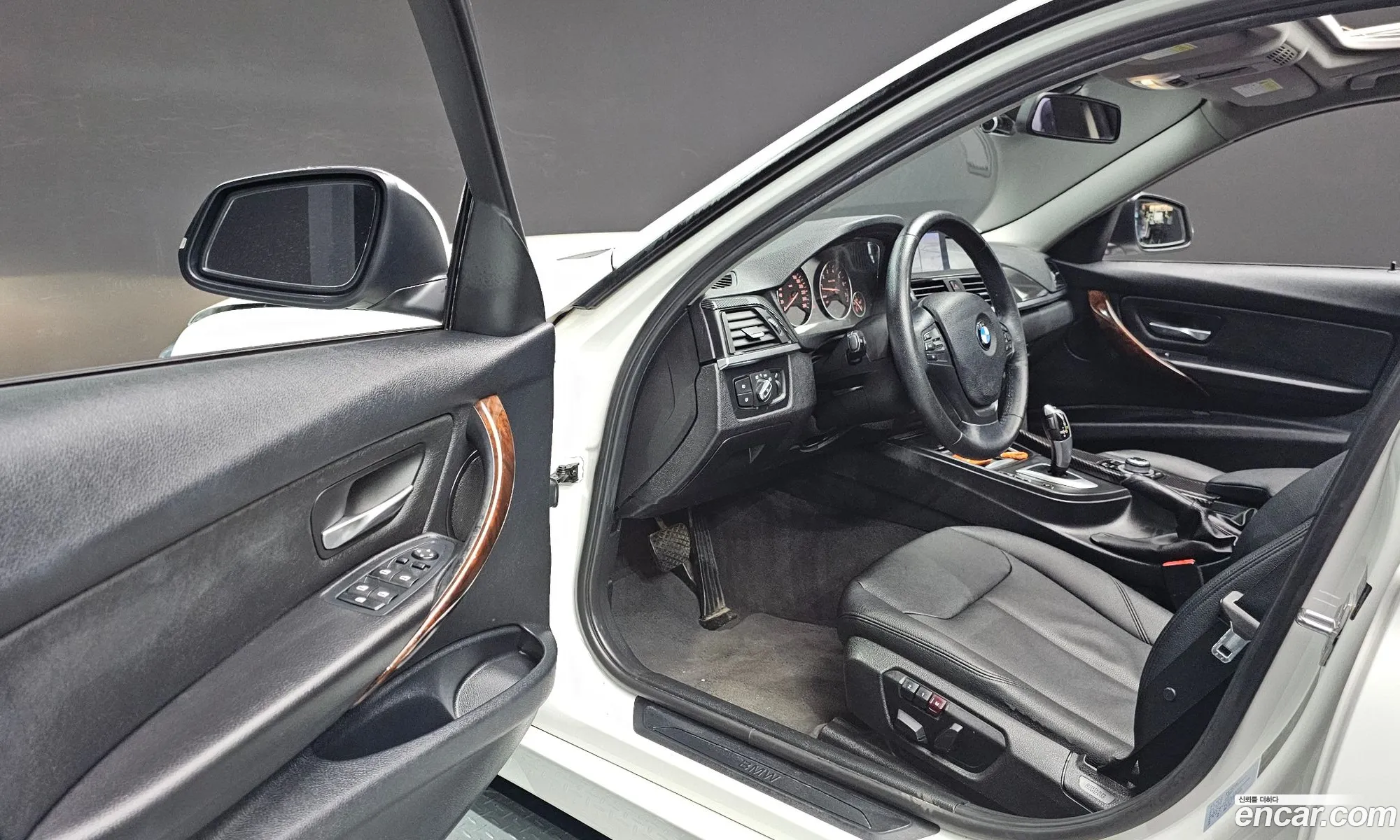 BMW 3 Series 2012 WBA3C1104CF136588 — 3
