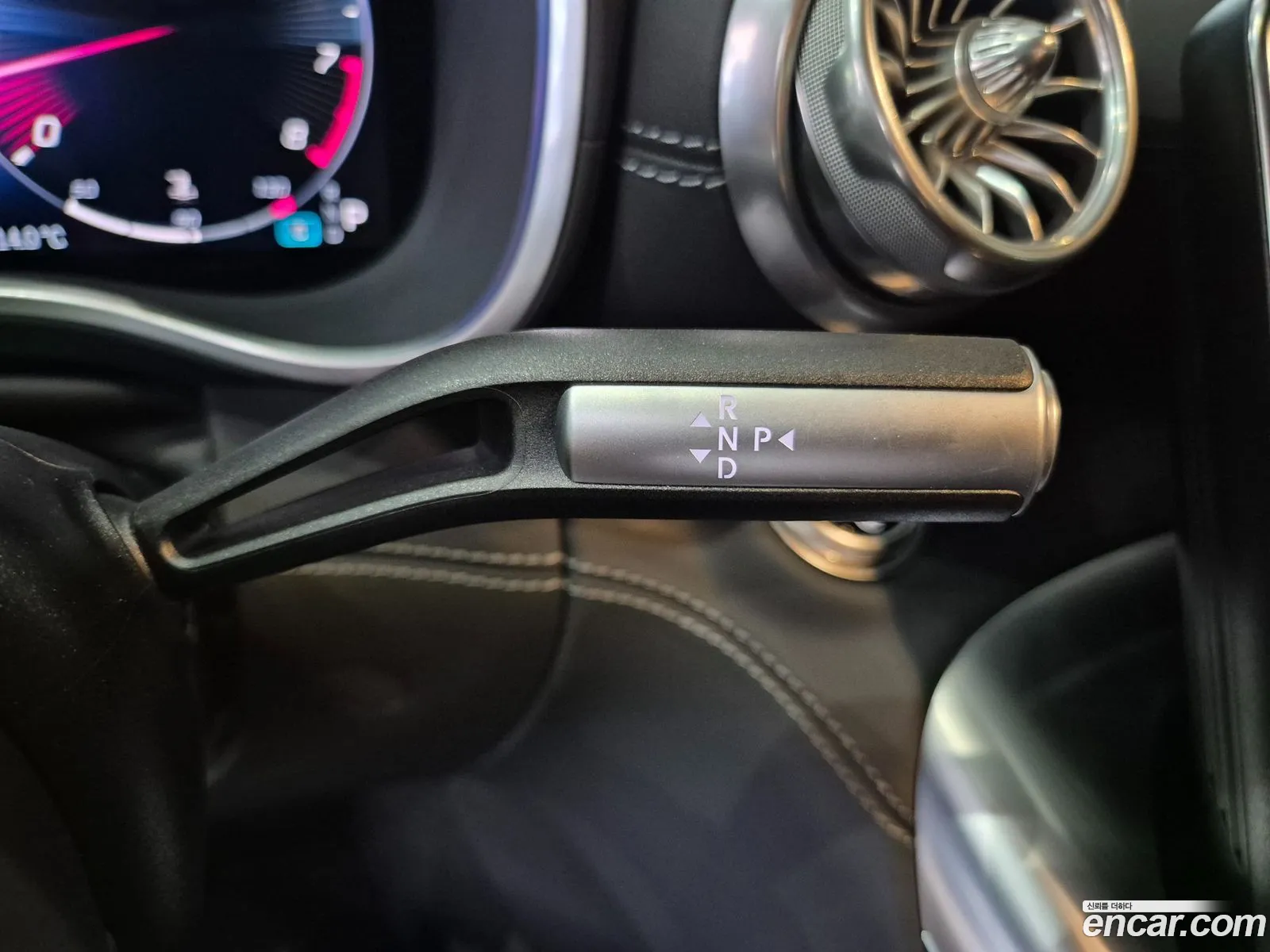 Mercedes-Benz SL-Class R232 2024 — 10