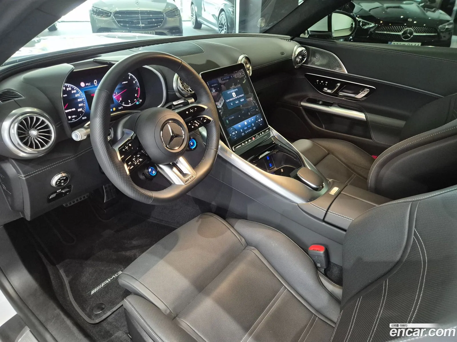 Mercedes-Benz SL-Class R232 2024 — 11