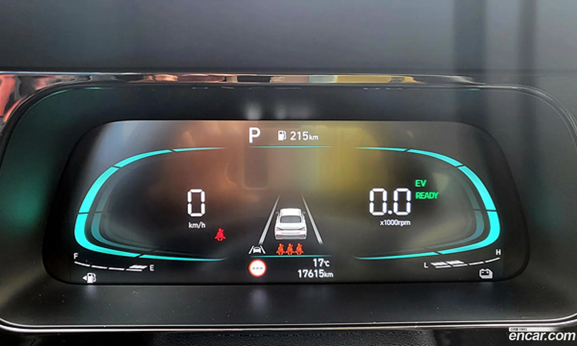 Hyundai Elantra Hybrid 2024 — 2