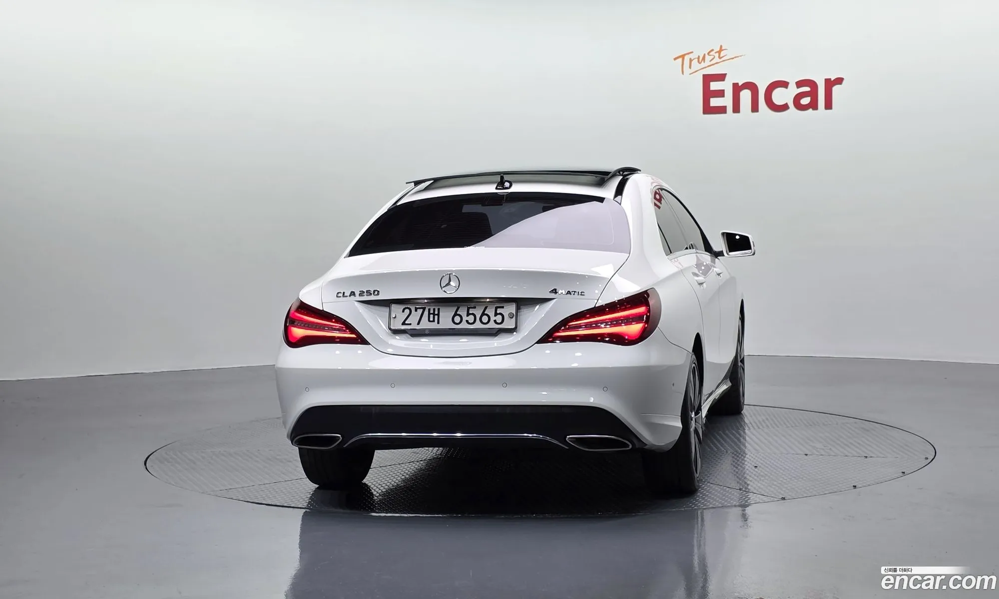 Mercedes-Benz CLA-Class C117 2017 — 13