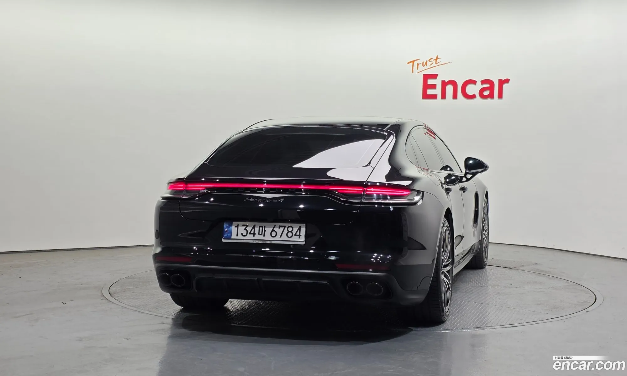 Porsche Panamera 2023 — 10