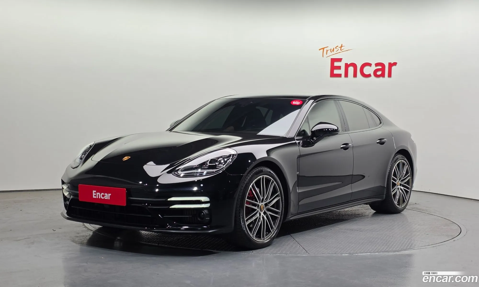 Porsche Panamera 2023 — 19