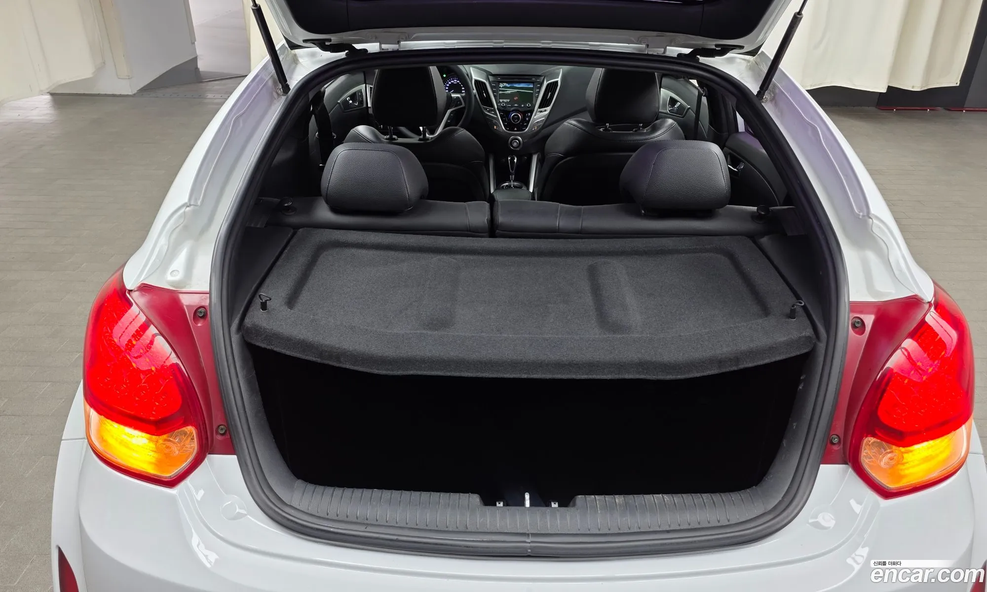 Hyundai Veloster 2012 — 12
