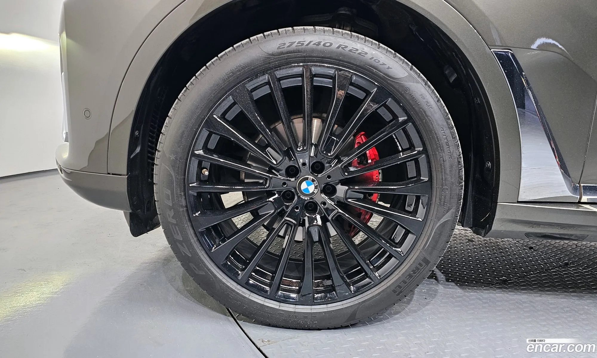 BMW X7 2022 WBACW2109N9K70172 — 5