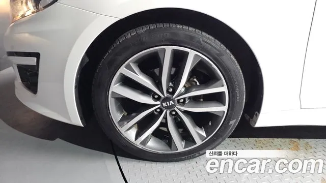 Kia K5 2013 — 2