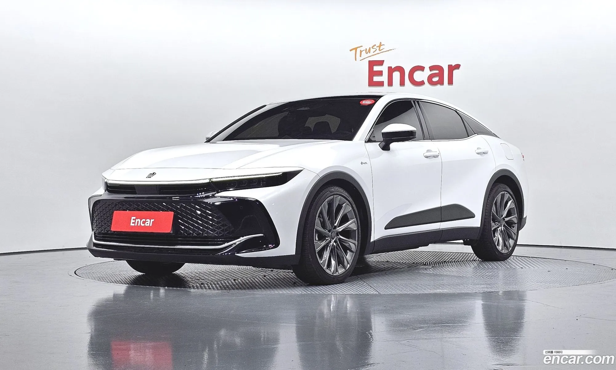 Toyota Crown Crossover 2024 JTDAAAAFXR3020522 — 18