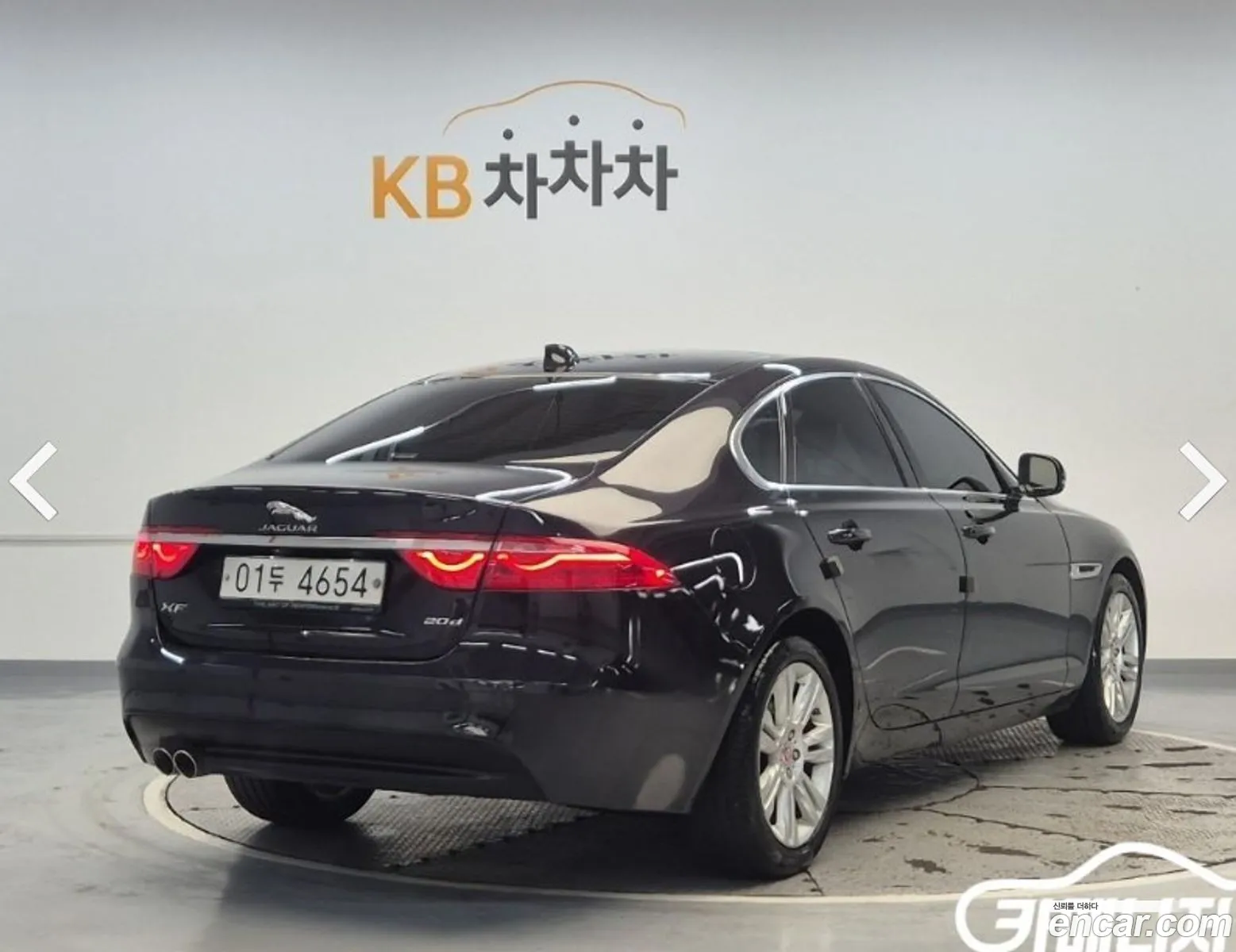 Jaguar XF 2017 — 18
