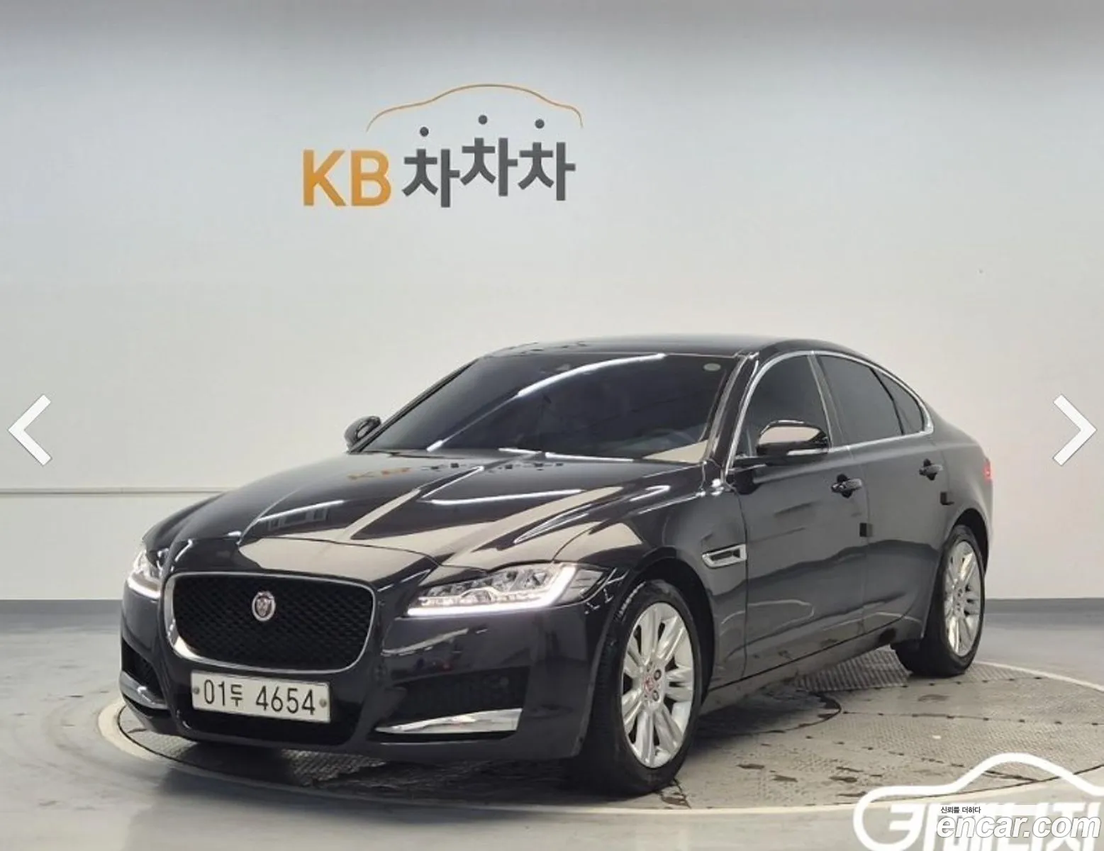 Jaguar XF 2017 — 19