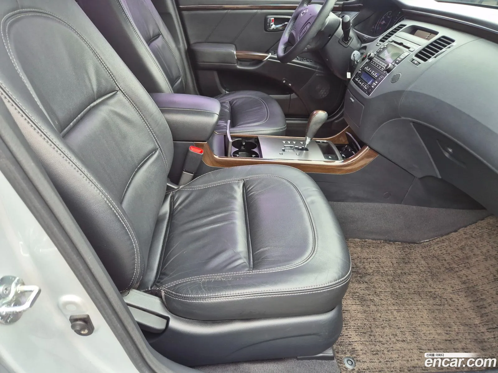 Hyundai The Luxury Grandeur