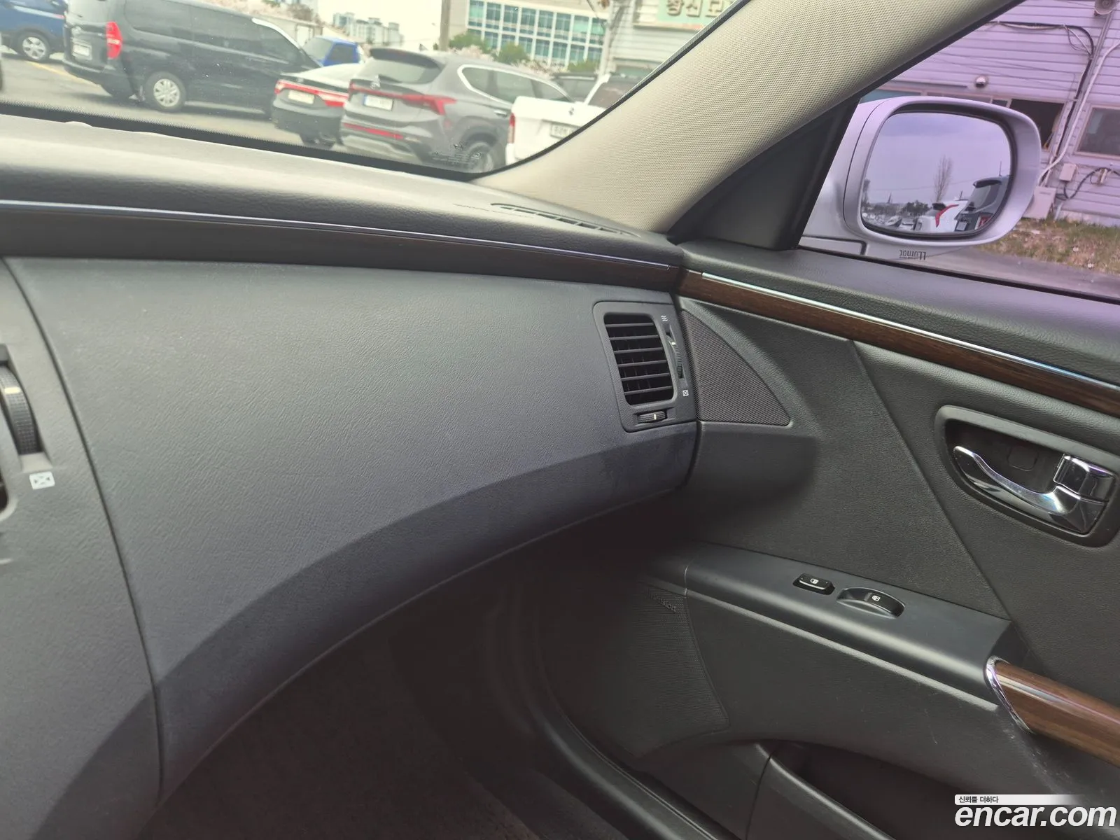 Hyundai The Luxury Grandeur 2010 — 15